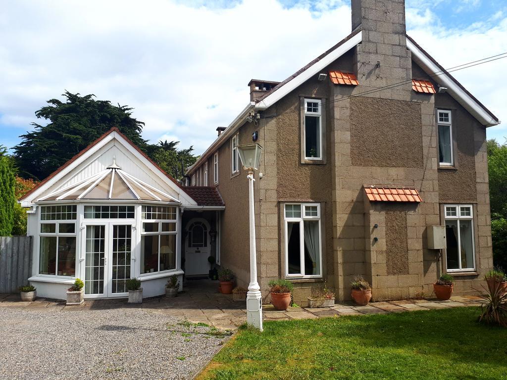 The Dell Dublin Bed and Breakfast Dun Laoghaire Exterior foto
